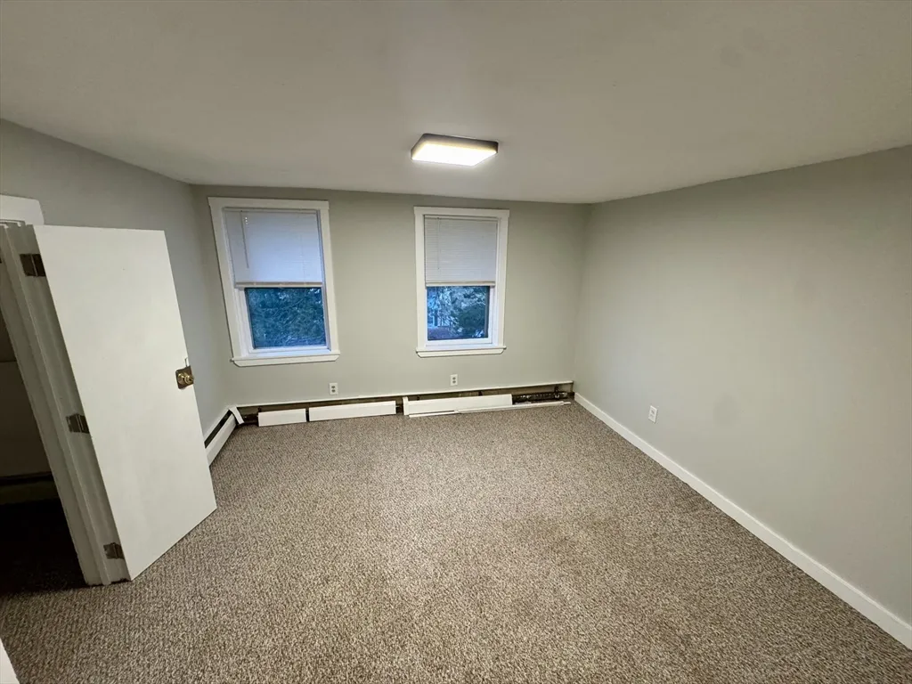 3 bed, 1 bath apartment for rent at 25 1/2 Porter St Unit 3, Taunton — photo 6 of 11