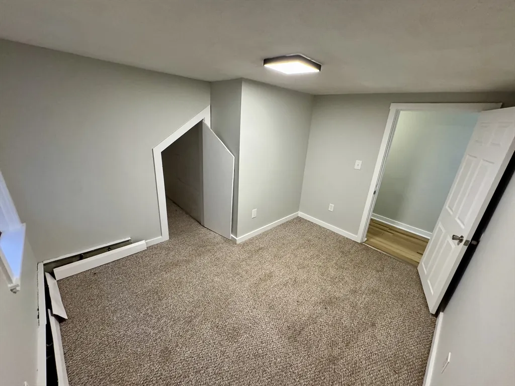 3 bed, 1 bath apartment for rent at 25 1/2 Porter St Unit 3, Taunton — photo 9 of 11
