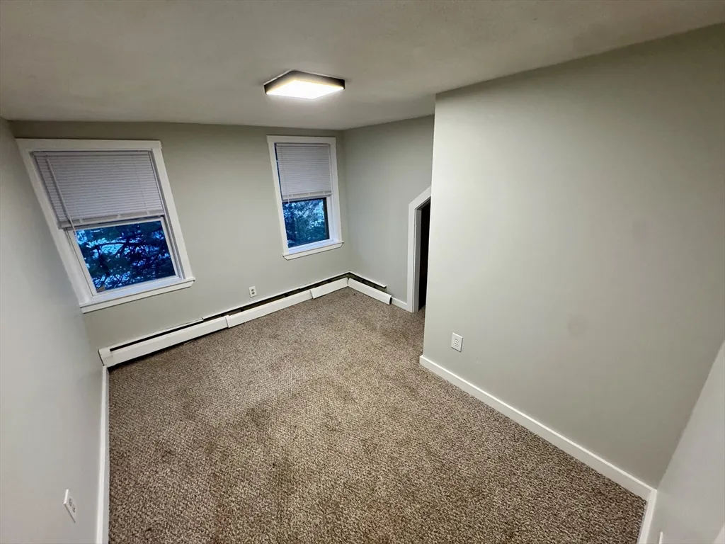3 bed, 1 bath apartment for rent at 25 1/2 Porter St Unit 3, Taunton — photo 8 of 11