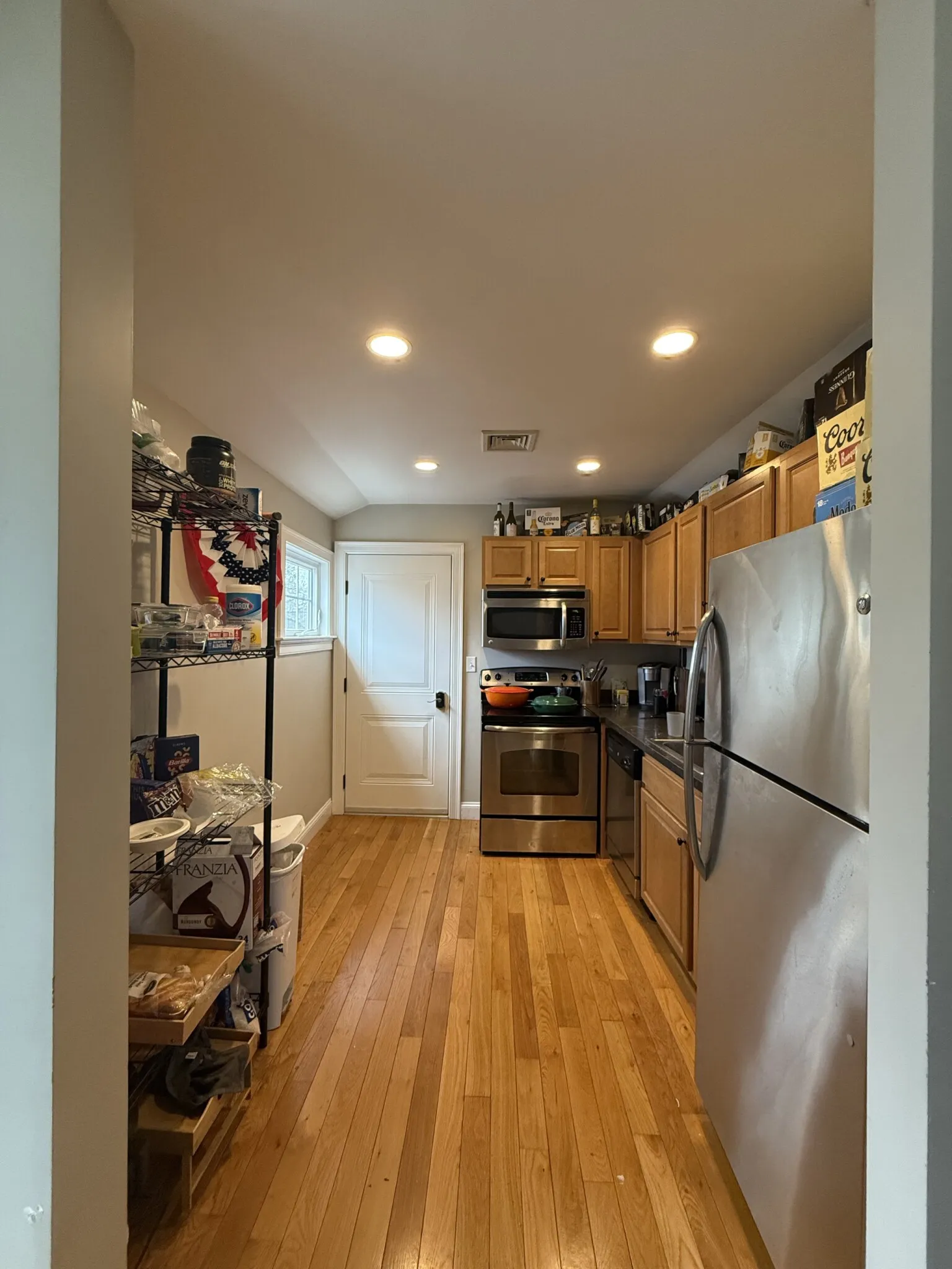 2 bed, 2 bath apartment for rent at 25-27 Crosby Rd Unit 3, Chestnut Hill — photo 1 of 11