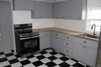 2 bed, 1 bath apartment for rent at 25-27 Ferris Ave Unit 2, East Providence — photo 3 of 19