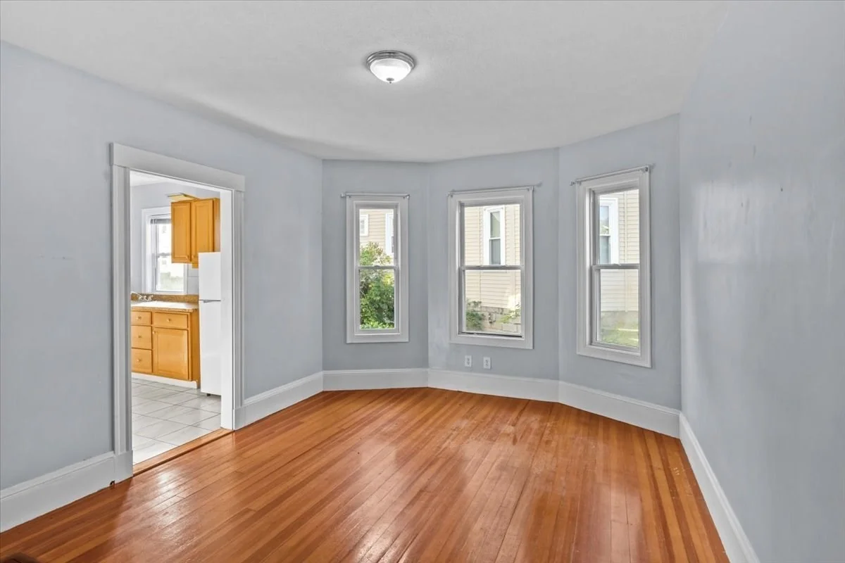 3 bed, 1 bath apartment for rent at 25-27 Kenwood Rd Unit 1, Everett — photo 5 of 19