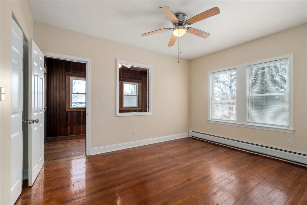 3 bed, 1 bath apartment for rent at 25-27 Lafayette St Unit 1, Fairhaven — photo 10 of 22