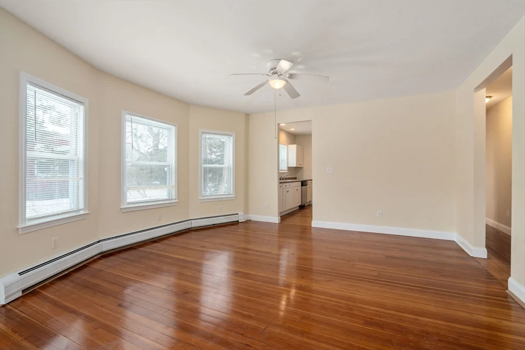 3 bed, 1 bath apartment for rent at 25-27 Lafayette St Unit 1, Fairhaven — photo 8 of 22