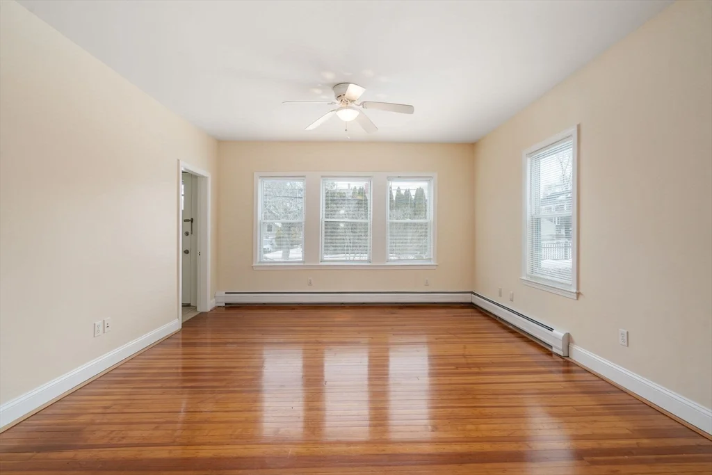 3 bed, 1 bath apartment for rent at 25-27 Lafayette St Unit 1, Fairhaven — photo 9 of 22