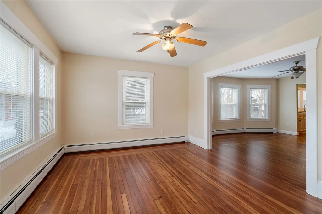 3 bed, 1 bath apartment for rent at 25-27 Lafayette St Unit 2, Fairhaven — photo 5 of 23