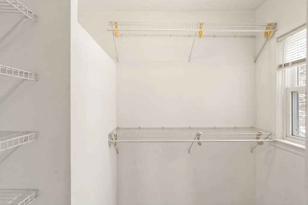 3 bed, 1 bath apartment for rent at 25-27 Lafayette St Unit 2, Fairhaven — photo 15 of 23
