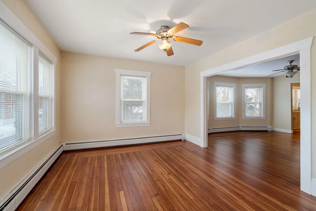 3 bed, 1 bath apartment for rent at 25-27 Lafayette Unit U2, Fairhaven — photo 3 of 25