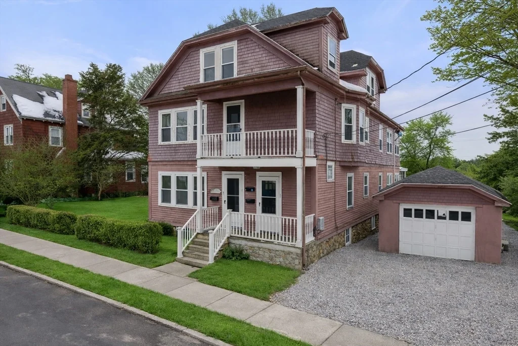 3 bed, 1 bath apartment for rent at 25-27 Lafayette Unit U2, Fairhaven — photo 18 of 25