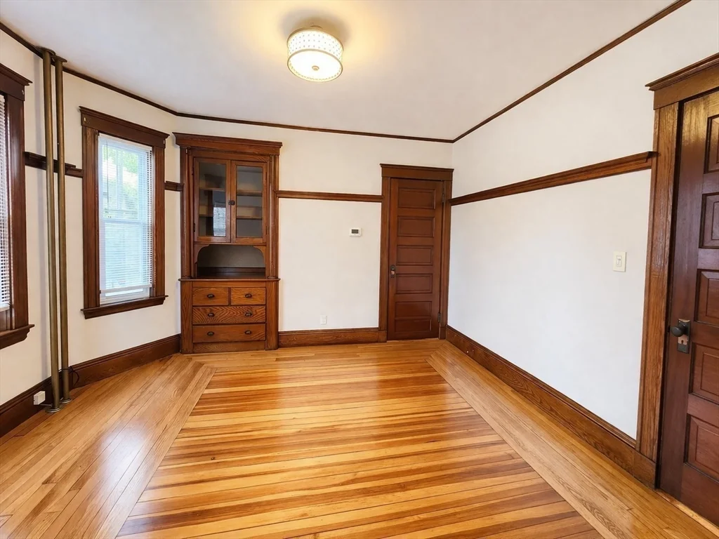2 bed, 1 bath apartment for rent at 25-27 Marion Rd Unit 1, Belmont — photo 7 of 17