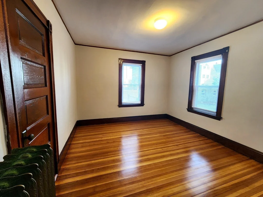 2 bed, 1 bath apartment for rent at 25-27 Marion Rd Unit 1, Belmont — photo 11 of 17
