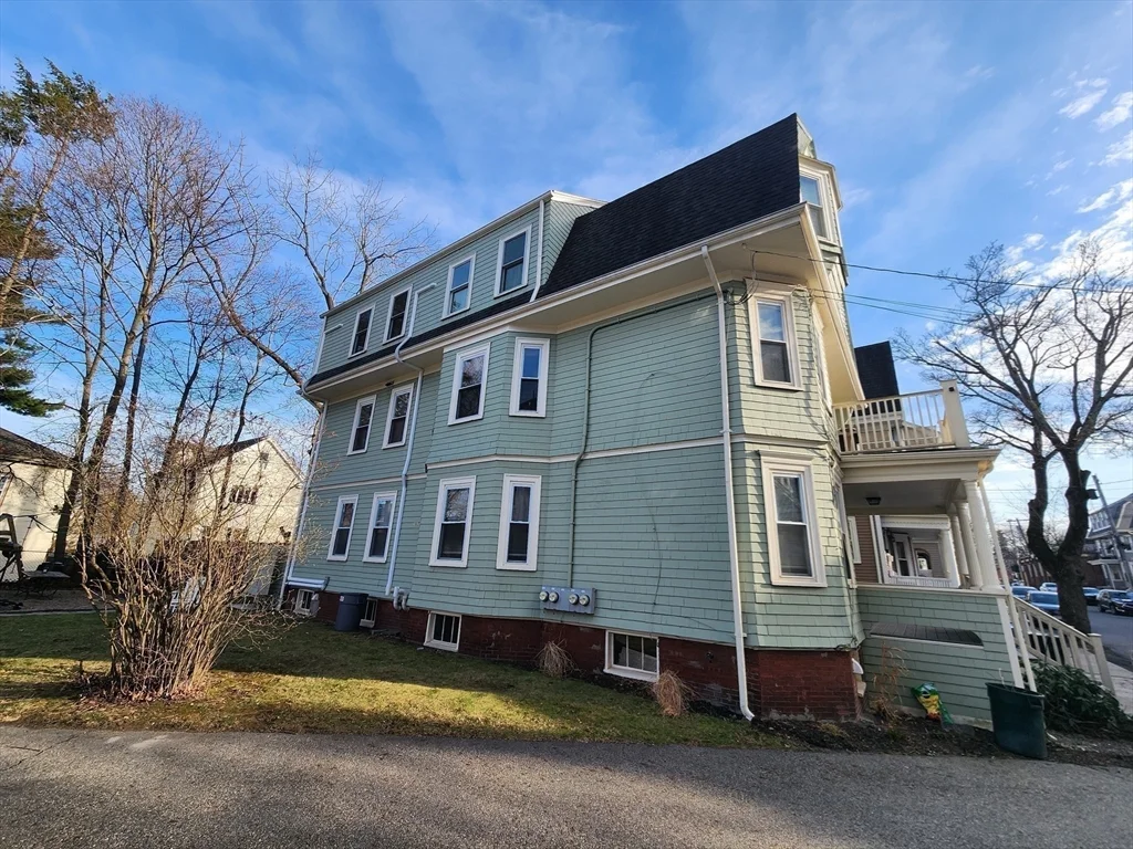 2 bed, 1 bath apartment for rent at 25-27 Marion Rd Unit 1, Belmont — photo 15 of 17