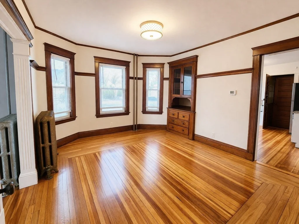 2 bed, 1 bath apartment for rent at 25-27 Marion Rd Unit 1, Belmont — photo 6 of 17