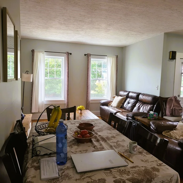 2 bed, 1 bath apartment for rent at 25 Acton St Unit 1, Watertown — photo 4 of 9