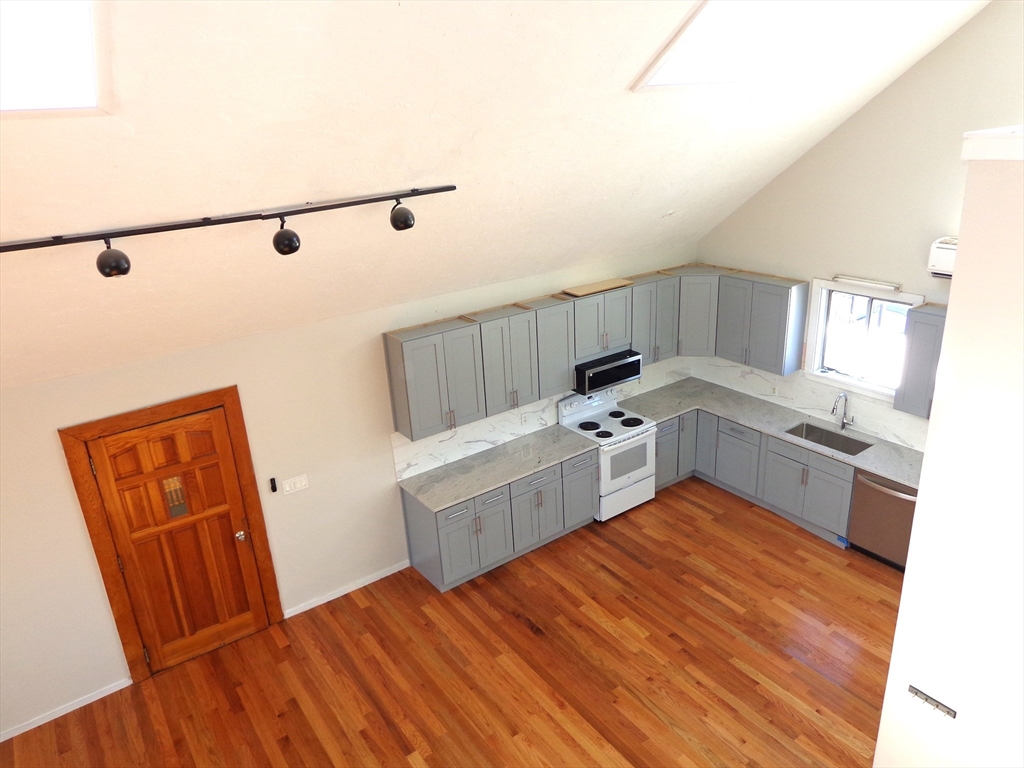 4 bed, 2 bath apartment for rent at 25 Acton St Unit 2, Watertown — photo 16 of 17