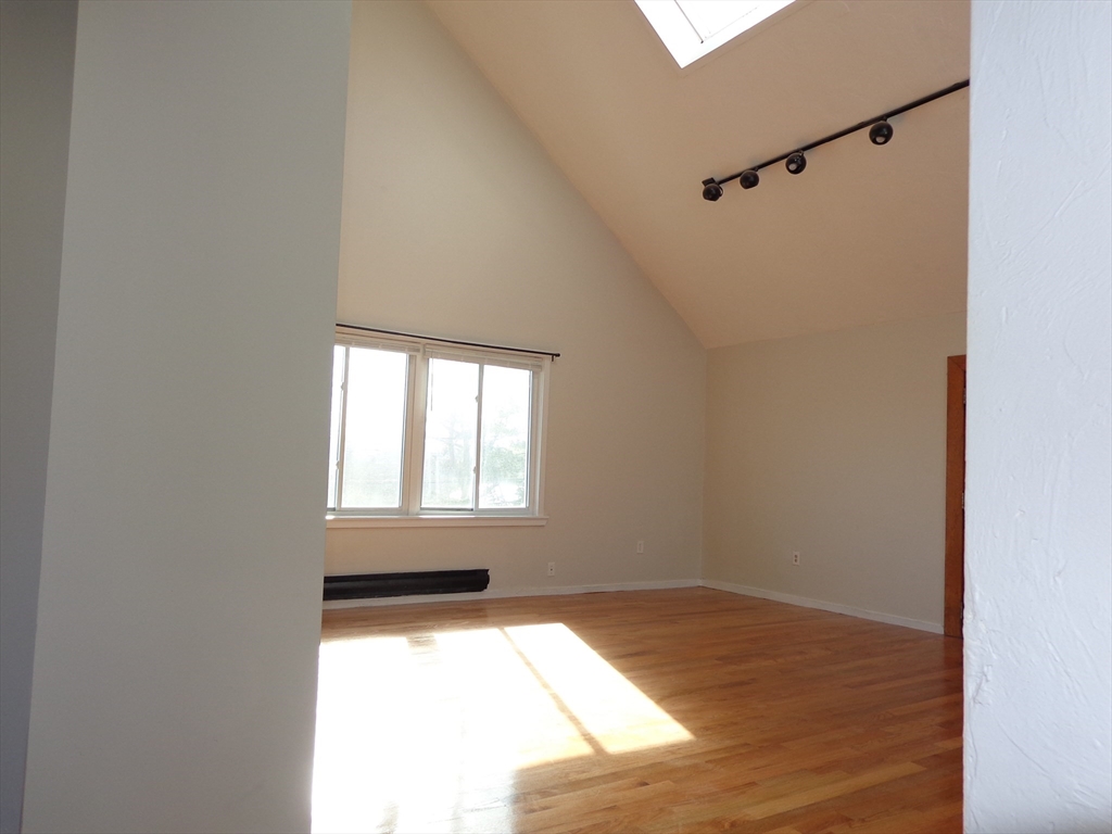 4 bed, 2 bath apartment for rent at 25 Acton St Unit 2, Watertown — photo 12 of 17