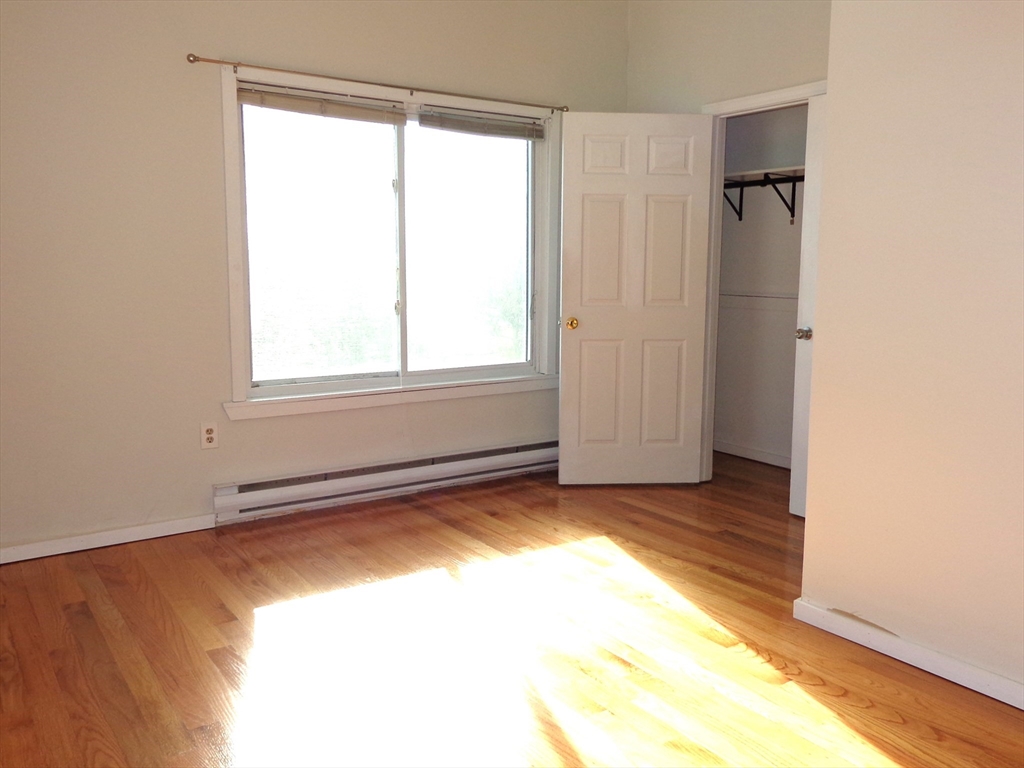 4 bed, 2 bath apartment for rent at 25 Acton St Unit 2, Watertown — photo 14 of 17