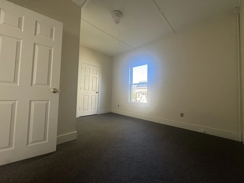 2 bed, 1 bath apartment for rent at 25 Adams Unit 1, Lynn — photo 9 of 12