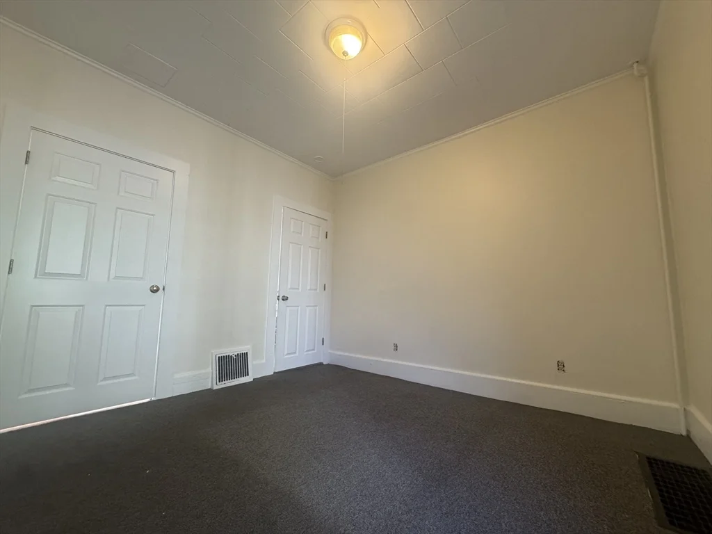 2 bed, 1 bath apartment for rent at 25 Adams Unit 1, Lynn — photo 11 of 12