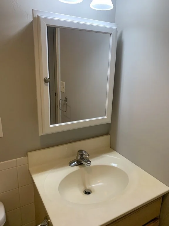 1 bed, 1 bath apartment for rent at 25 Alpine St Unit 9, Hyde Park — photo 13 of 18
