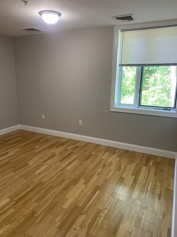 1 bed, 1 bath apartment for rent at 25 Alpine St Unit 9, Hyde Park — photo 10 of 18