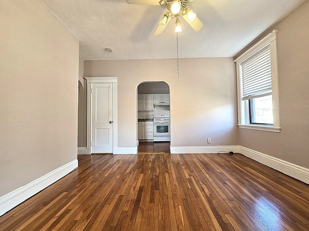 3 bed, 2 bath apartment for rent at 25 Alton Pl Unit 2R, Coolidge Corner — photo 1 of 12