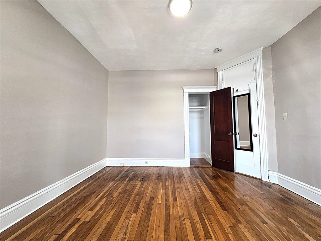 3 bed, 2 bath apartment for rent at 25 Alton Pl Unit 2R, Coolidge Corner — photo 9 of 12