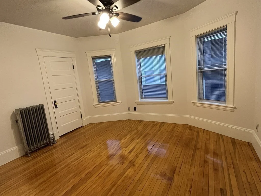 3 bed, 1 bath apartment for rent at 25 Amaranth Ave Unit 2, Wellington — photo 12 of 26