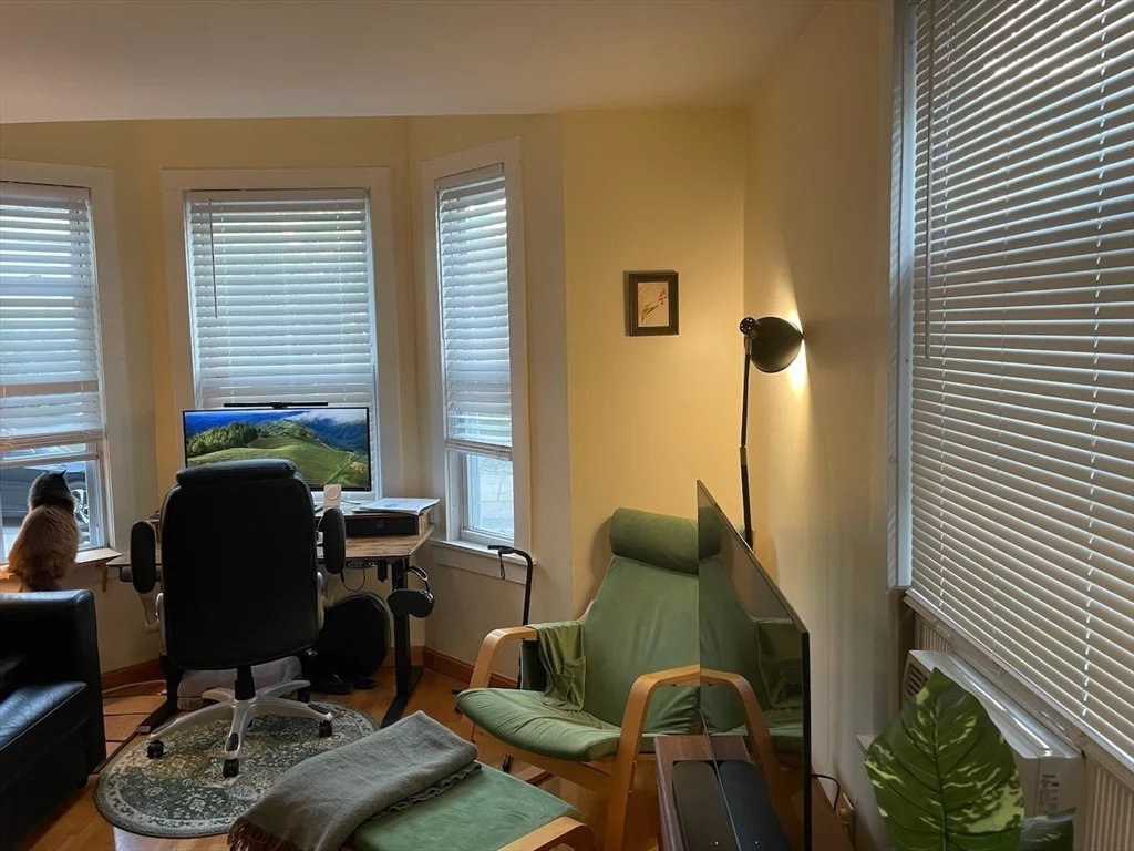 2 bed, 1 bath apartment for rent at 25 Andrew St Unit 1, Cambridgeport — photo 6 of 15