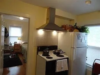 2 bed, 1 bath apartment for rent at 25 Andrew St Unit 2, Cambridgeport