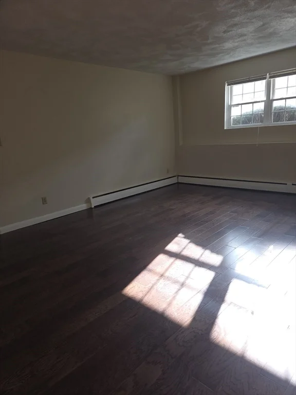 2 bed, 1 bath apartment for rent at 25 Arlington Rd Unit 11, Woburn — photo 6 of 14