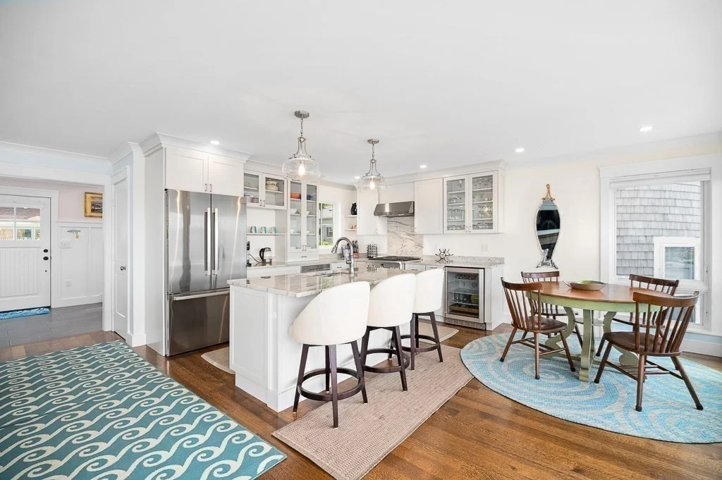 3 bed, 3 bath apartment for rent at 25 Atlantic Ave Unit 1, Rockport — photo 10 of 25