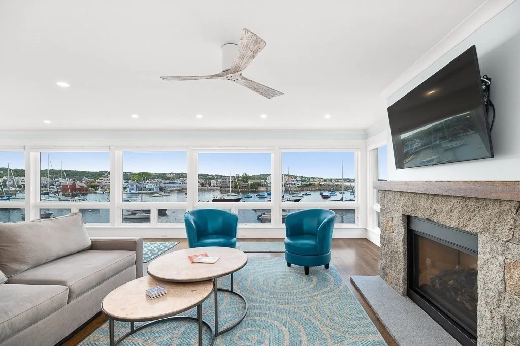 3 bed, 3 bath apartment for rent at 25 Atlantic Ave Unit 1, Rockport — photo 8 of 25