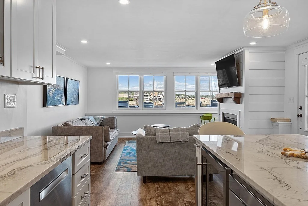 1 bed, 1 bath apartment for rent at 25 Atlantic Ave Unit 2, Rockport — photo 13 of 30