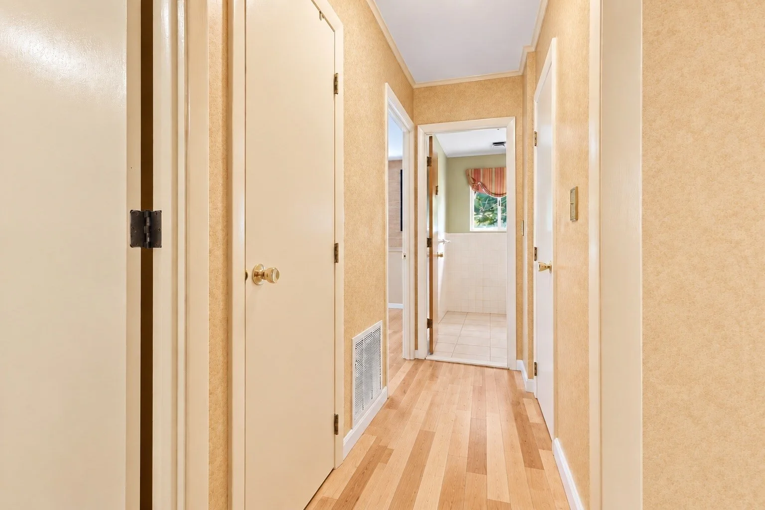 2 bed, 1 bath apartment for rent at 25 Bayberry Dr Unit 3, Sharon — photo 6 of 21
