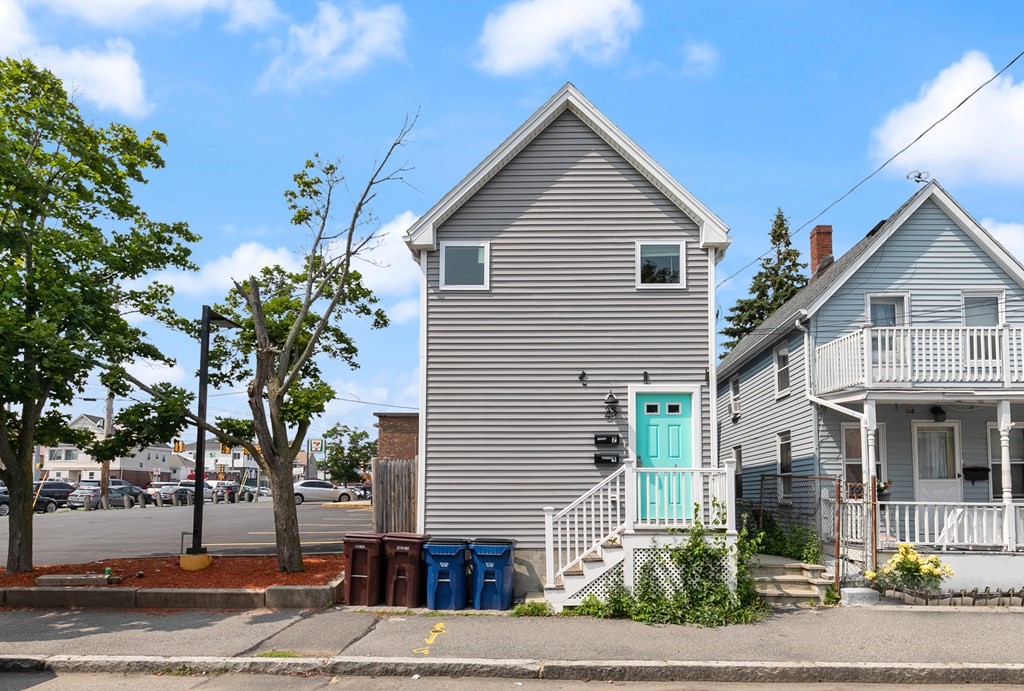 2 bed, 1 bath apartment for rent at 25 Beachland Ave Unit 2, Revere Beach