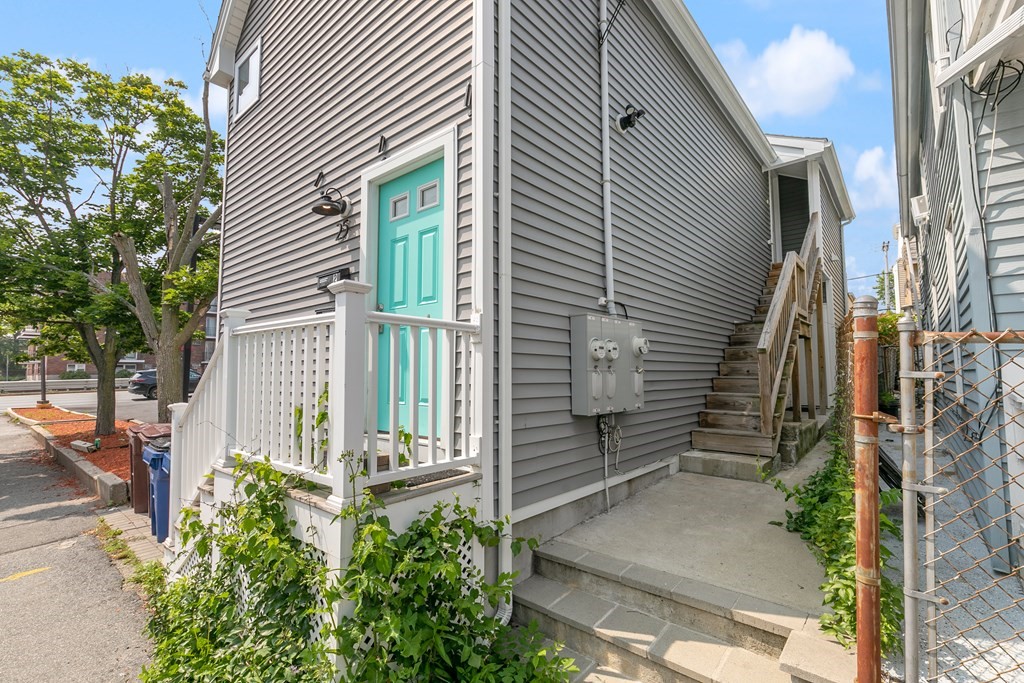2 bed, 1 bath apartment for rent at 25 Beachland Ave Unit 2, Revere Beach — photo 2 of 35