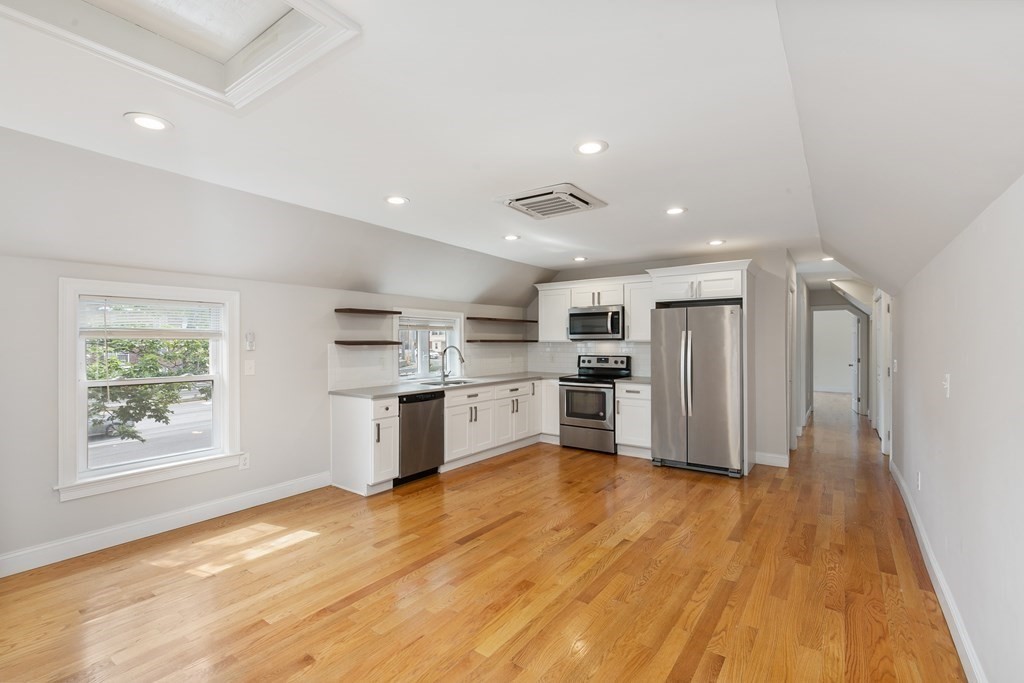 2 bed, 1 bath apartment for rent at 25 Beachland Ave Unit 2, Revere Beach — photo 11 of 35