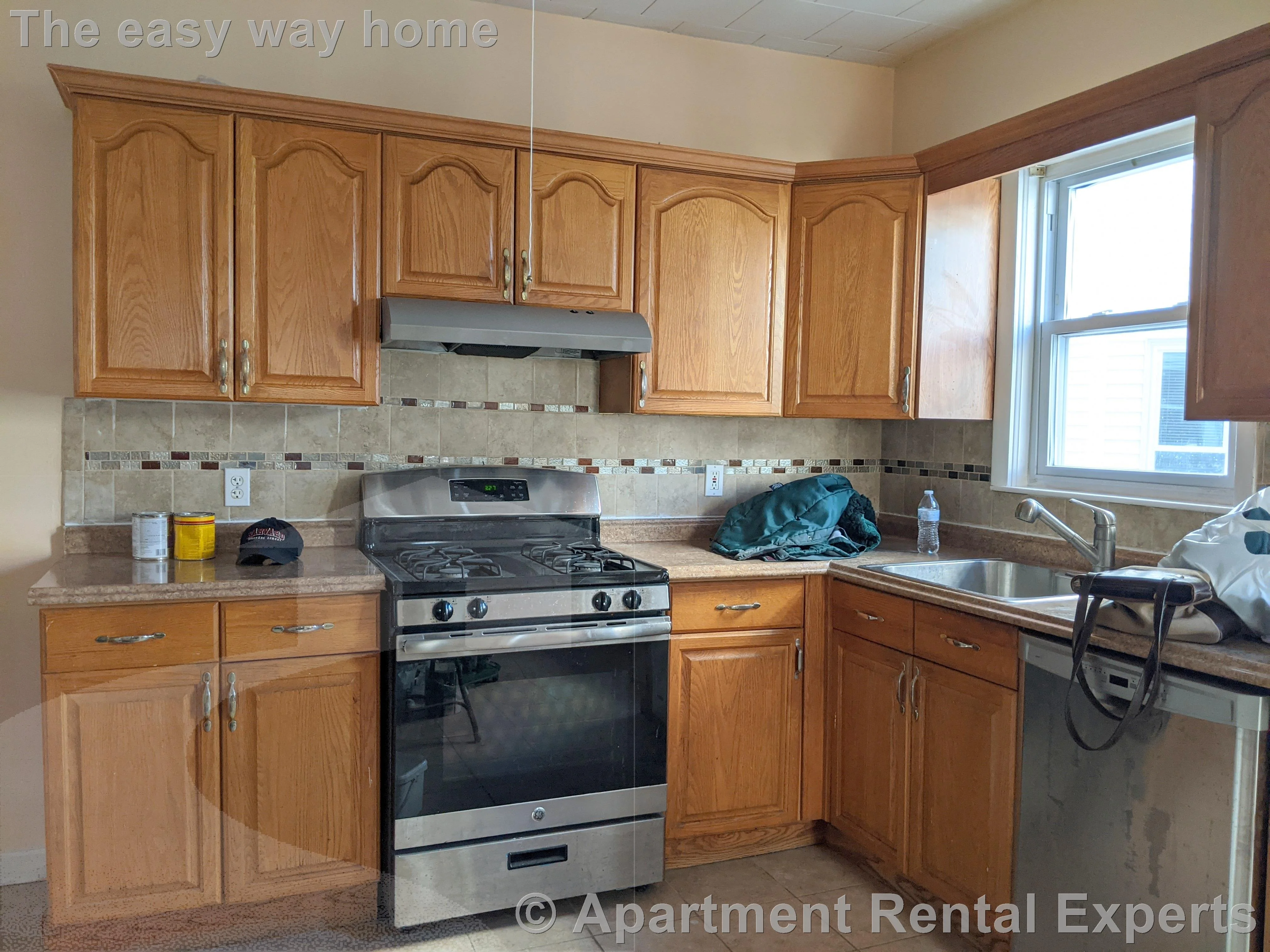 4 bed, 1 bath apartment for rent at 25 Belknap St Unit 2, Teele Square — photo 16 of 21