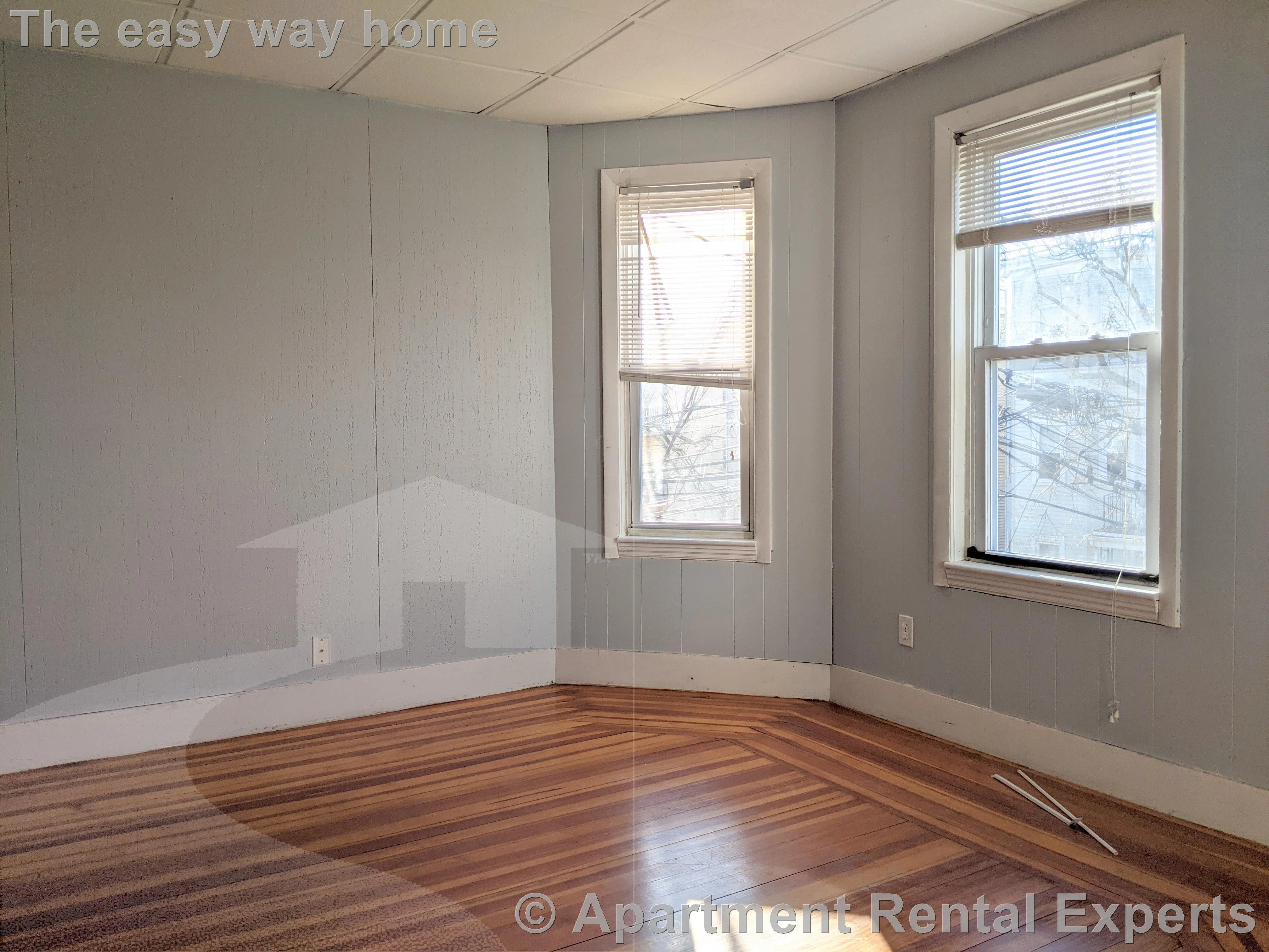4 bed, 1 bath apartment for rent at 25 Belknap St Unit 2, Teele Square — photo 2 of 21