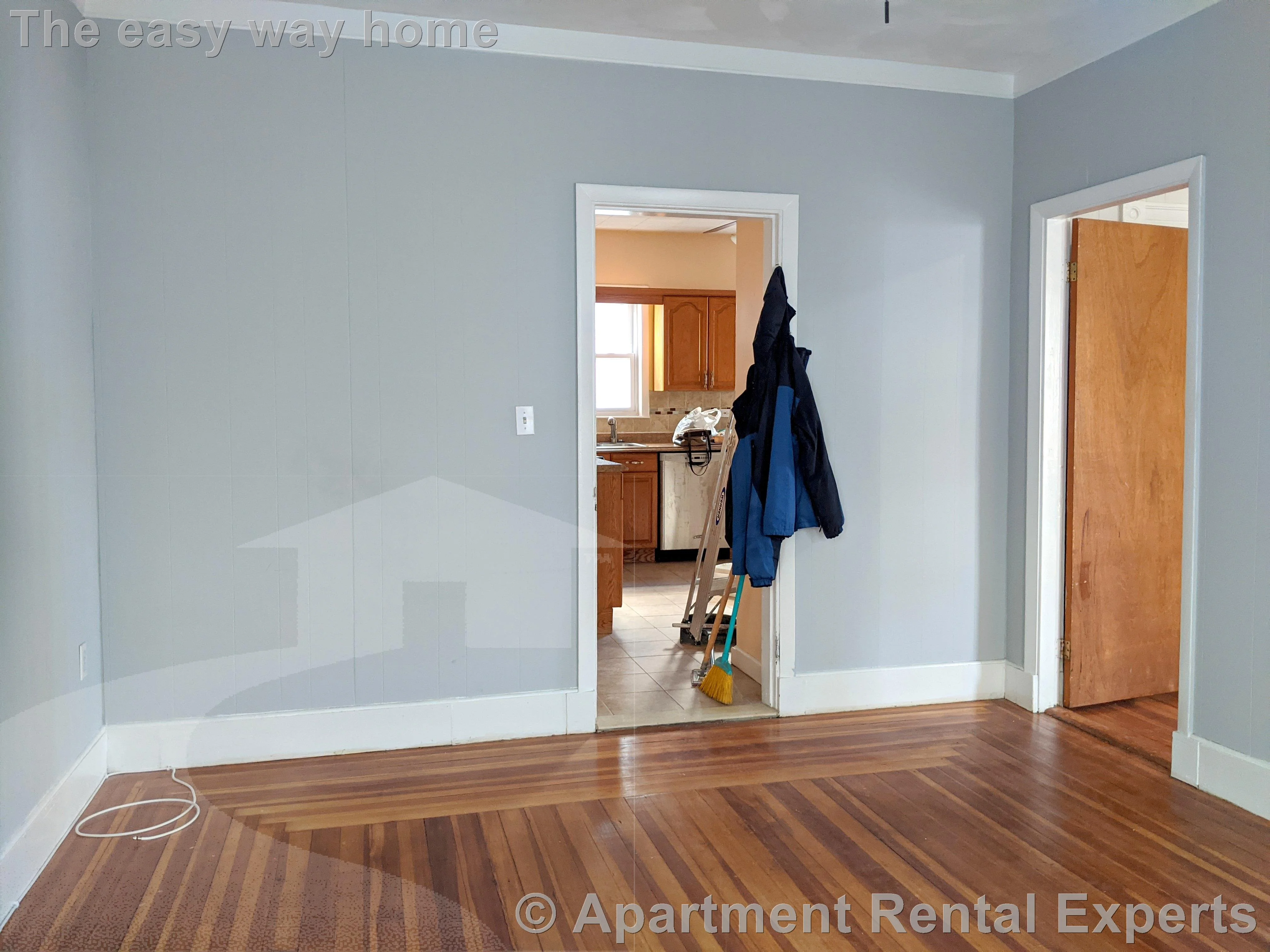 4 bed, 1 bath apartment for rent at 25 Belknap St Unit 2, Teele Square — photo 12 of 21