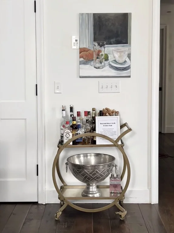 3 bed, 2 bath apartment for rent at 25 Broad St, Nantucket — photo 16 of 37