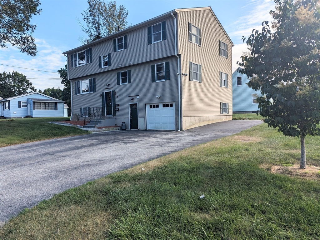 3 bed, 1 bath apartment for rent at 25 Brodeur Ave Unit 1, Webster — photo 2 of 42