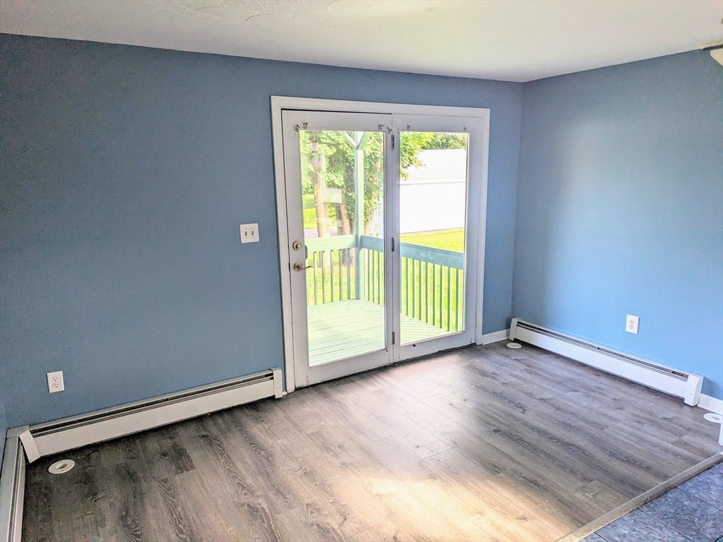 3 bed, 1 bath apartment for rent at 25 Brodeur Ave Unit 1, Webster — photo 9 of 42