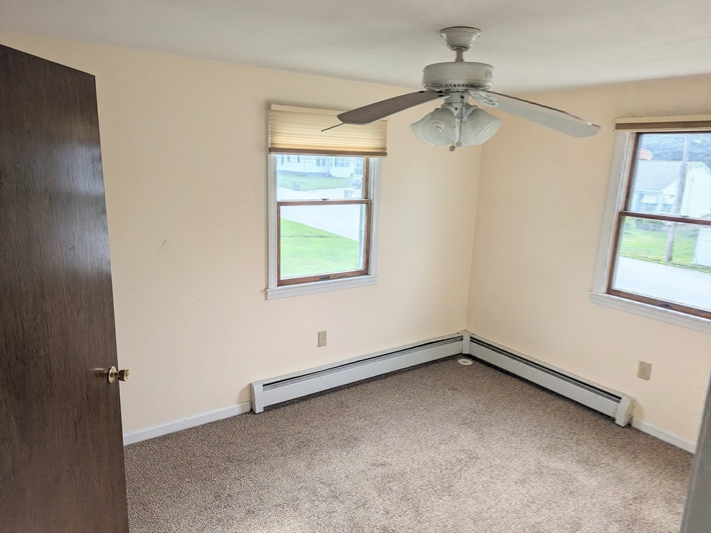 3 bed, 1 bath apartment for rent at 25 Brodeur Ave Unit 1, Webster — photo 27 of 42