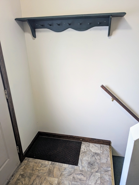 3 bed, 1 bath apartment for rent at 25 Brodeur Ave Unit 1, Webster — photo 37 of 42