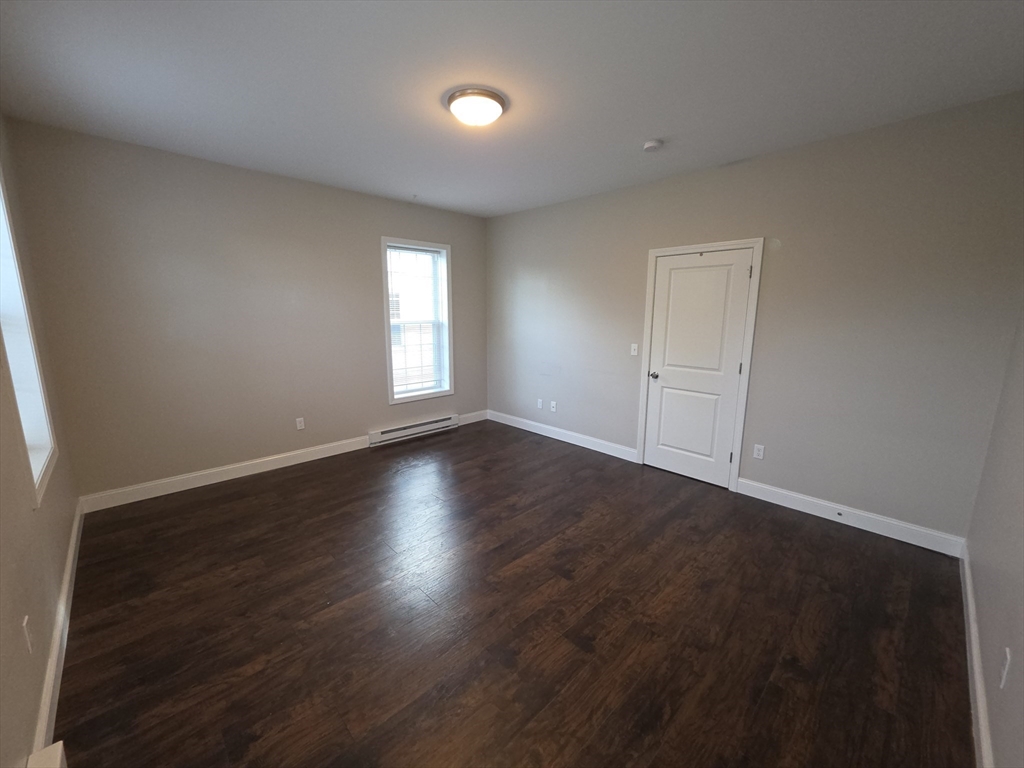 3 bed, 1 bath apartment for rent at 25 Brown Ave Unit 25, Holyoke — photo 19 of 20