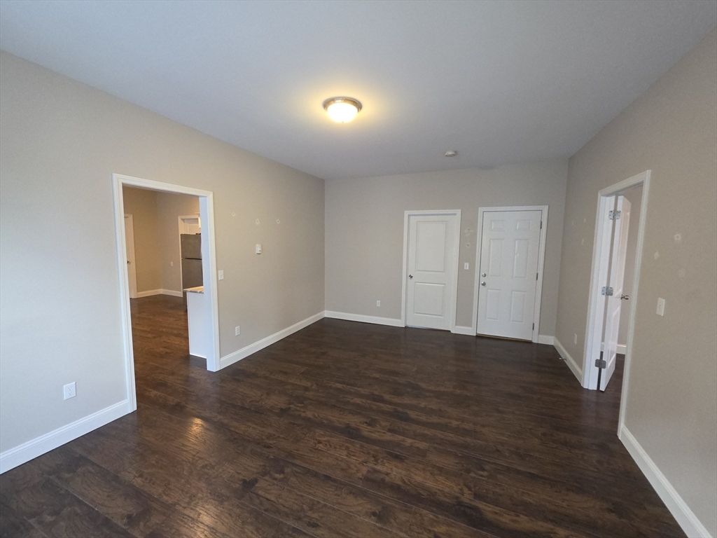 3 bed, 1 bath apartment for rent at 25 Brown Ave Unit 25, Holyoke — photo 14 of 20