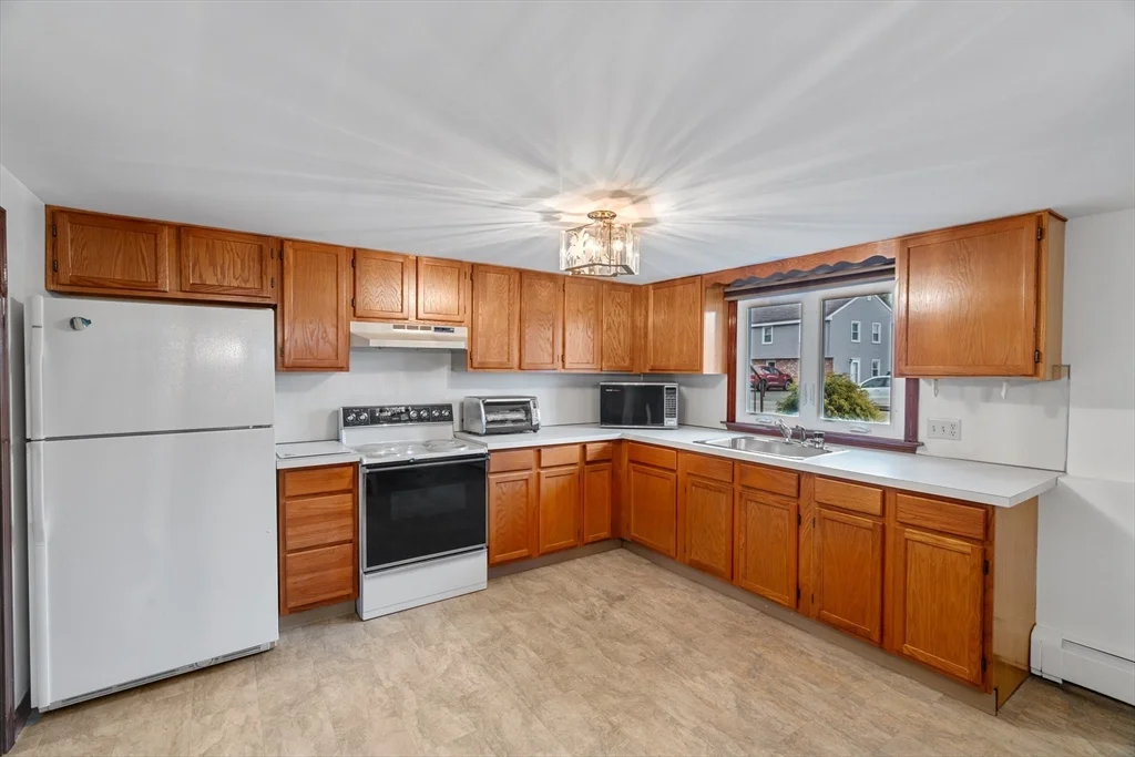 1 bed, 1 bath apartment for rent at 25 Carr Rd Unit 2, Saugus — photo 7 of 9