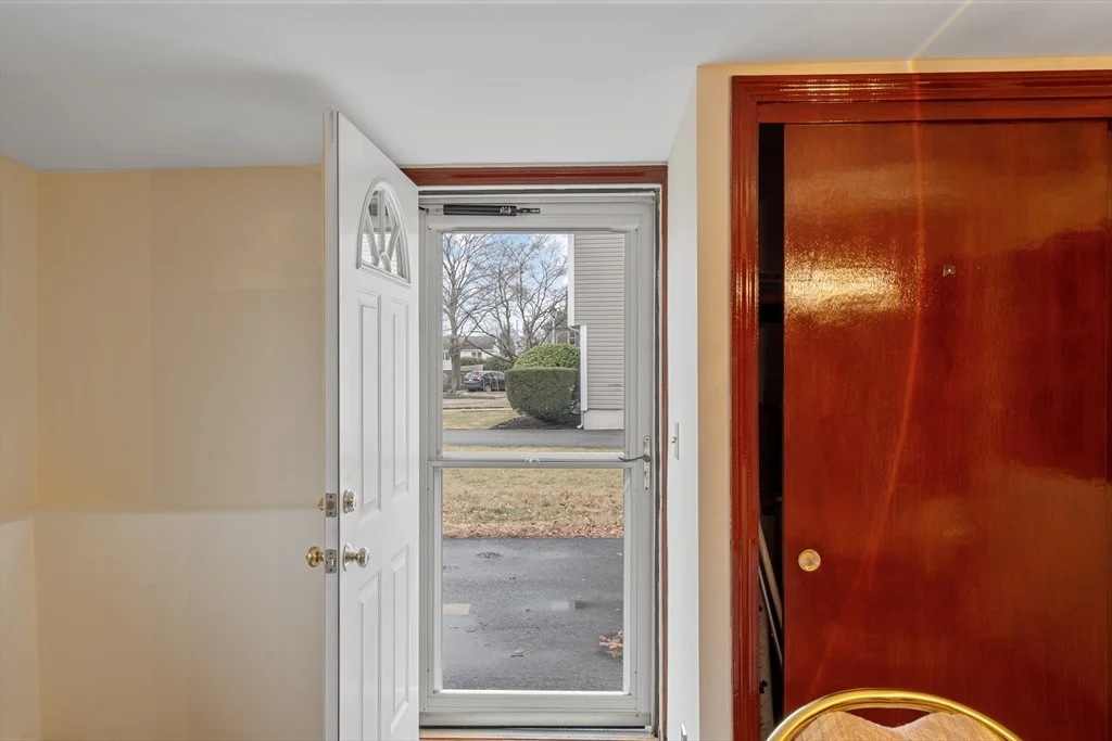 1 bed, 1 bath apartment for rent at 25 Carr Rd Unit 2, Saugus — photo 9 of 9